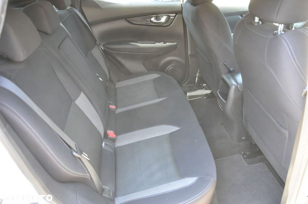 Nissan Qashqai - 11
