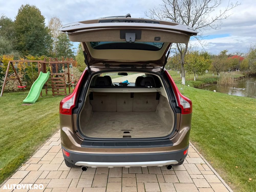 Volvo XC 60 - 10