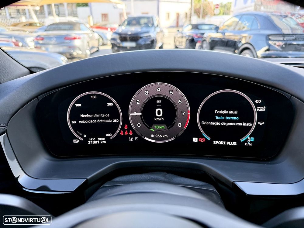 Porsche Panamera 4 E-Hybrid - 17