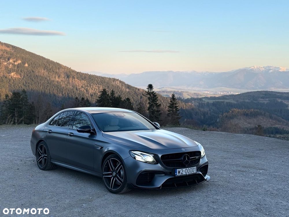 Mercedes-Benz Klasa E AMG 63 S 4Matic AMG Speedshift 9G-MCT Edition 1 - 38