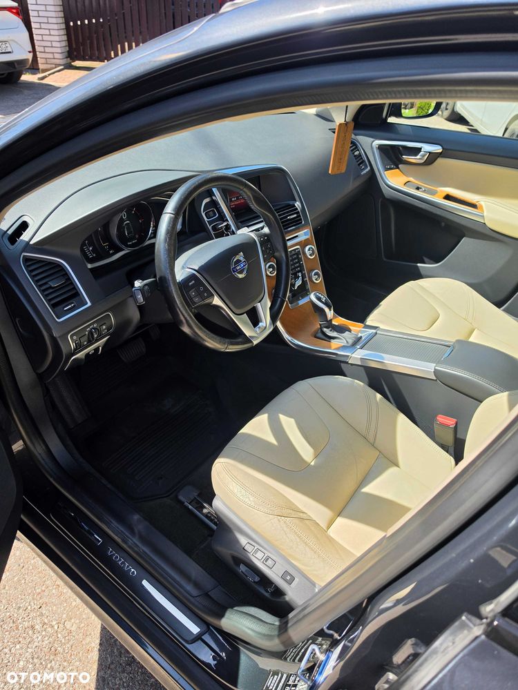 Volvo XC 60 - 5