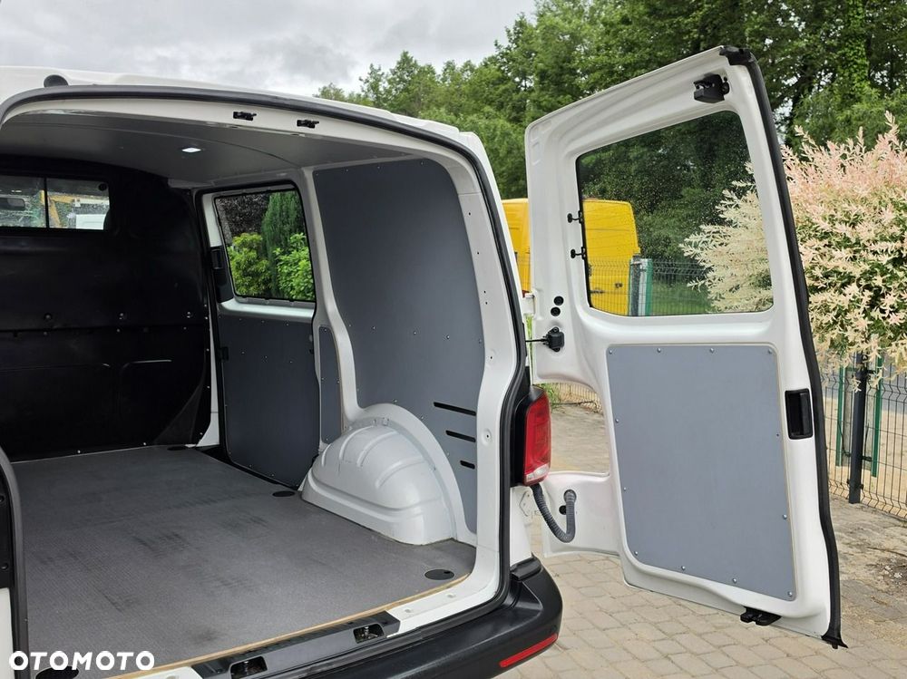 Volkswagen Transporter - 14