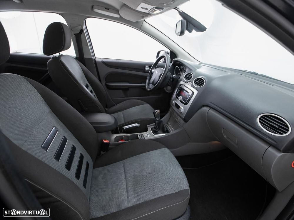 Ford Focus - 9