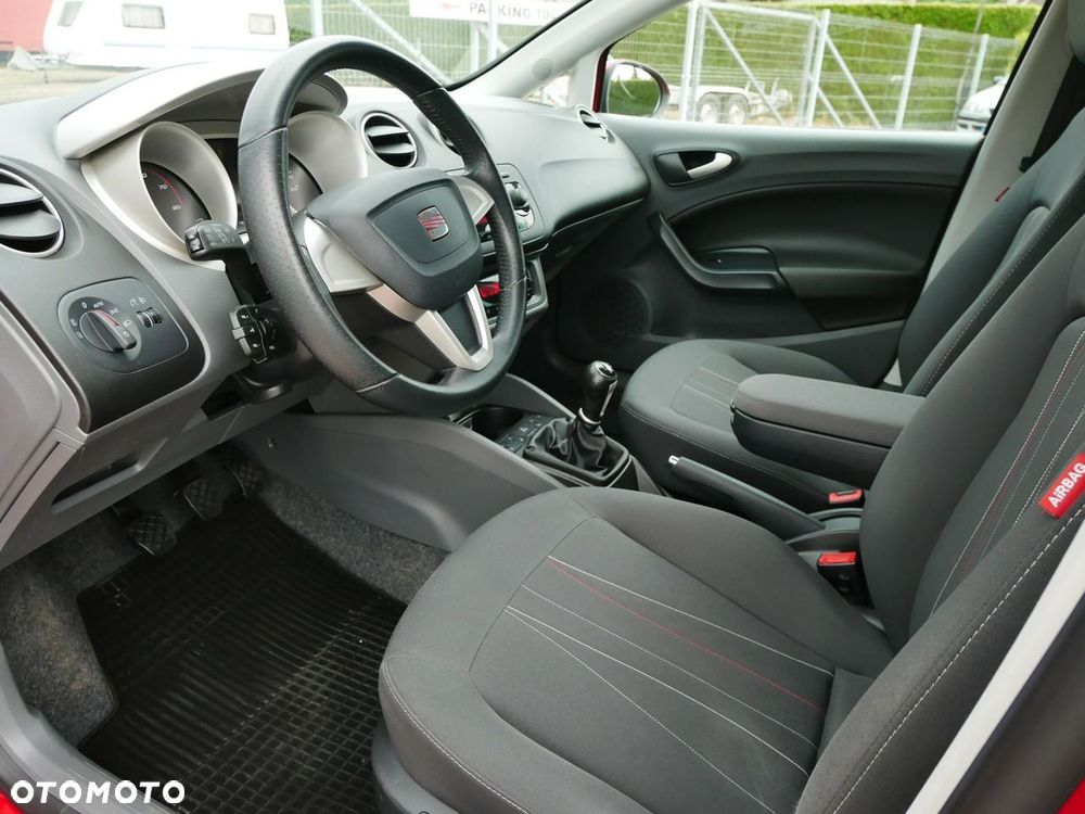 Seat Ibiza ST 1.4 16V Style - 4