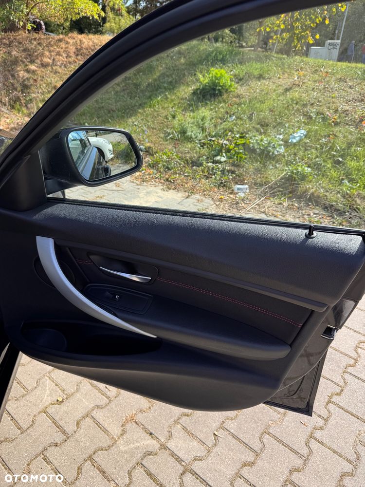 BMW Seria 3 - 23