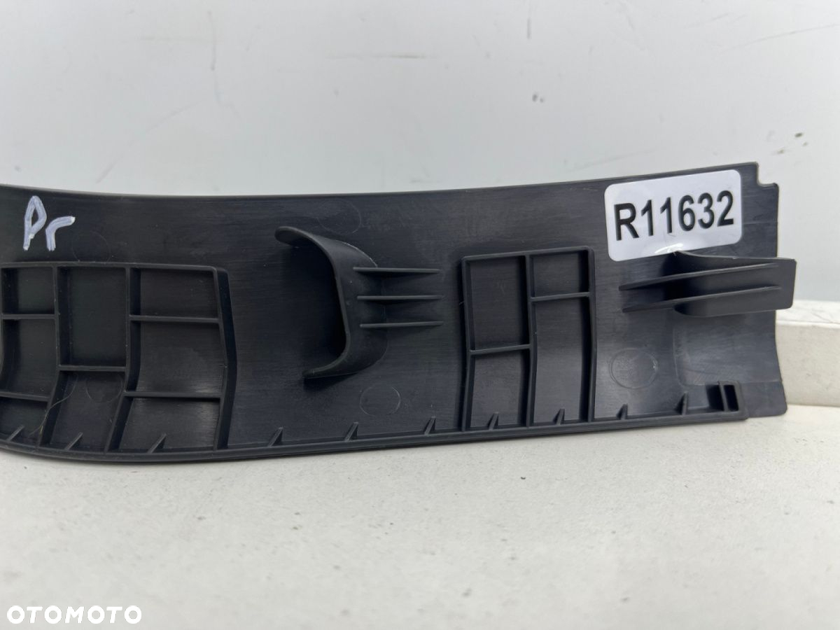 Plastik VW ID.3 id3 prawa boczna osłona zaślepka deski rozdzielczej 10a868224a - 5