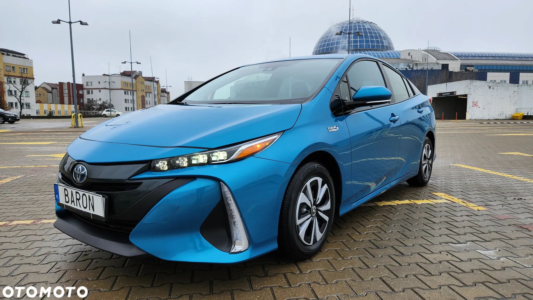 Toyota Prius Plug-in Hybrid - 1