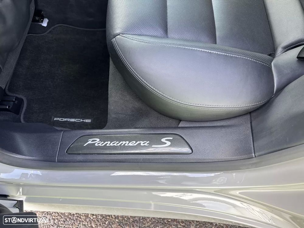 Porsche Panamera S E-Hybrid - 52