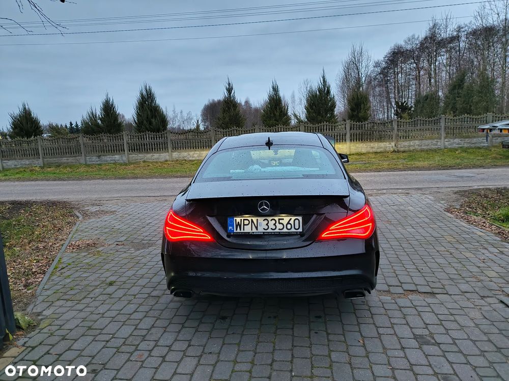 Mercedes-Benz CLA 180 UrbanStyle Edition - 10