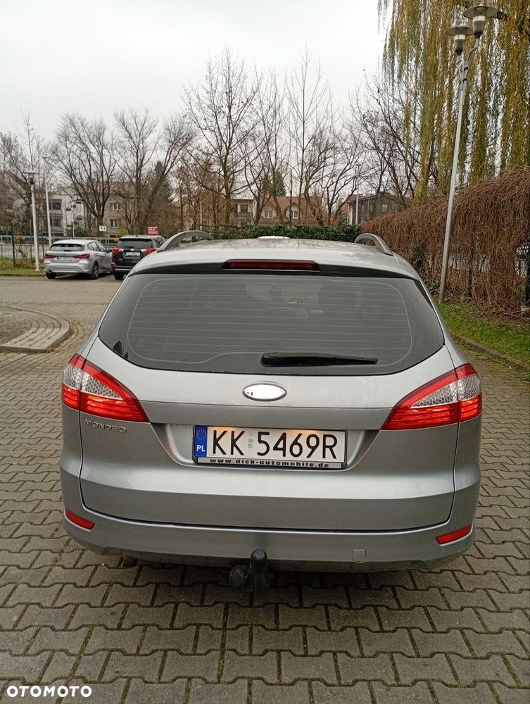 Ford Mondeo 1.6 Ambiente - 4