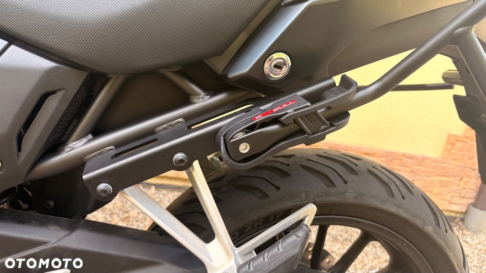 Honda CB - 30