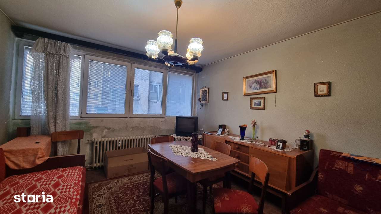Sala Palatului // vedere spate // balcon — fotografia 3