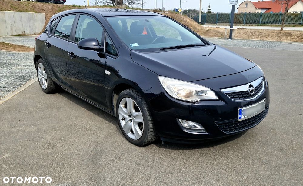 Opel Astra 1.4 T Cosmo - 2