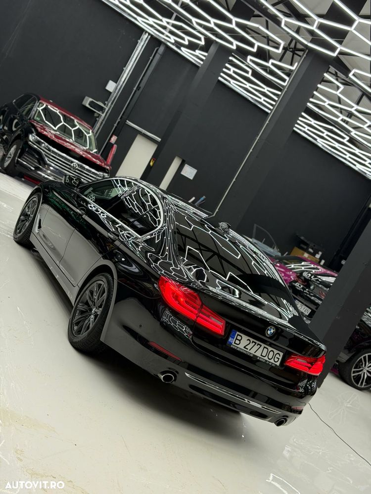 BMW Seria 5 530d xDrive Aut. - 4