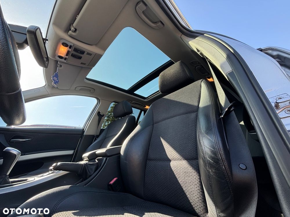 BMW Seria 3 320d - 17