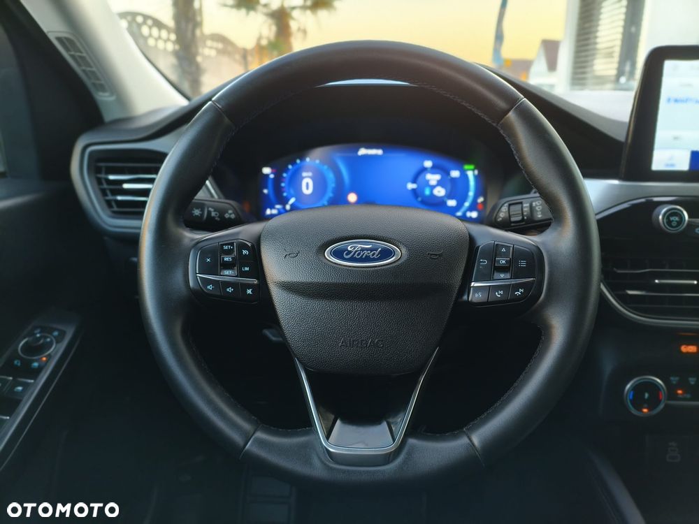 Ford Kuga 2.5 Duratec FHEV TITANIUM - 29