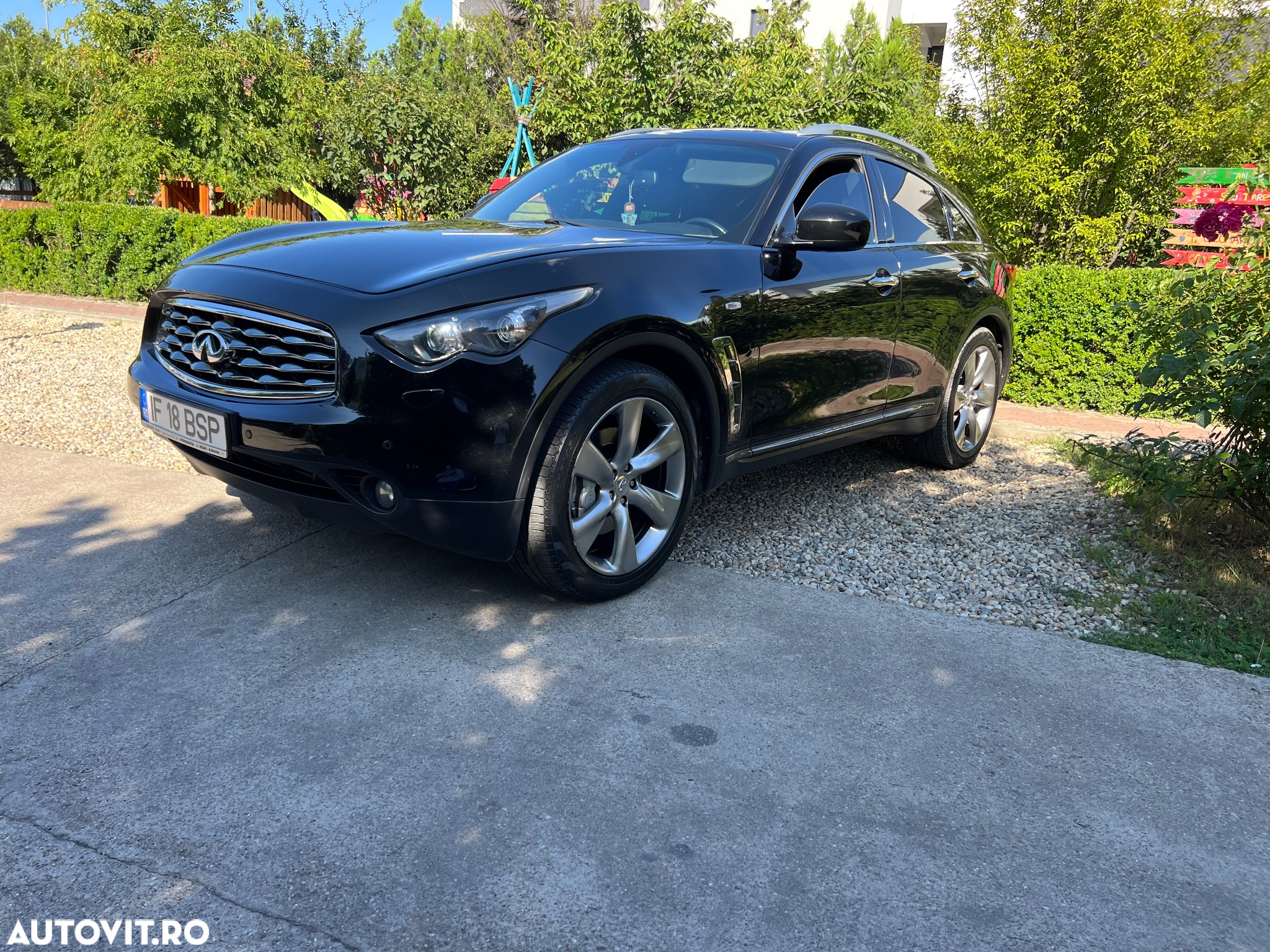 Infiniti FX 30 FX30d 3.0d V6 S Premium AWD - 4