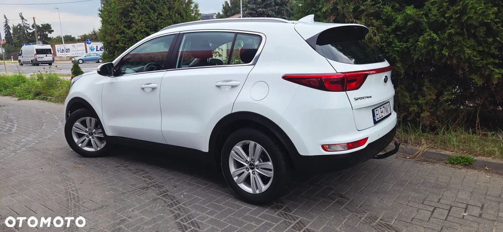 Kia Sportage 1.7 CRDI 2WD ISG Spirit - 8