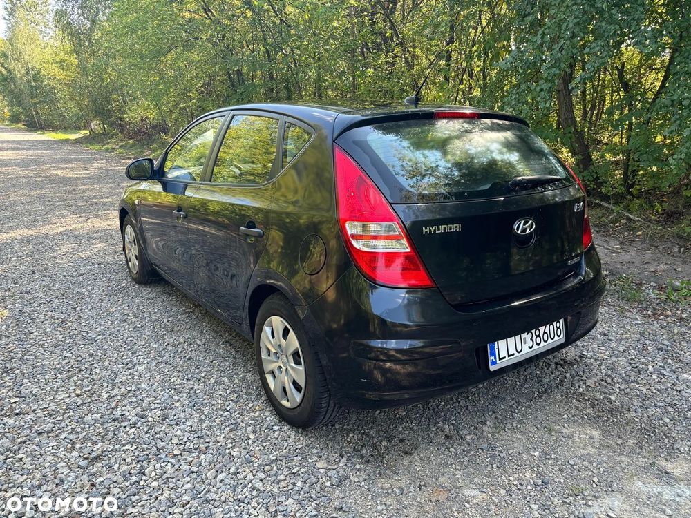 Hyundai i30 1.6 CRDi Classic + - 22