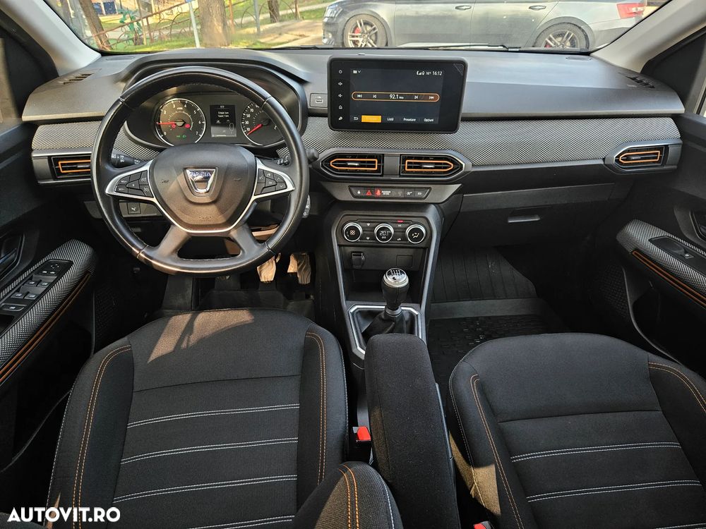 Dacia Sandero Stepway TCe 90 MT6 Comfort - 9