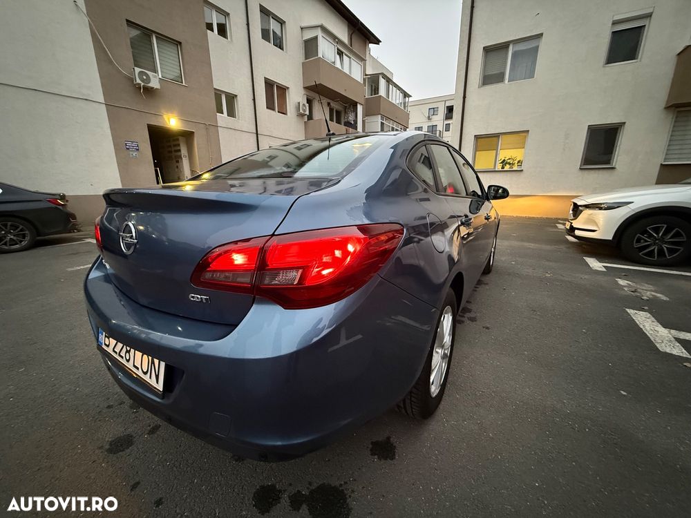 Opel Astra - 6