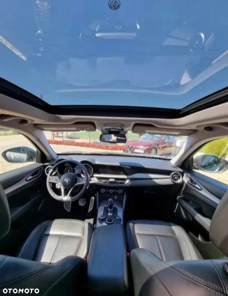 Alfa Romeo Stelvio - 3