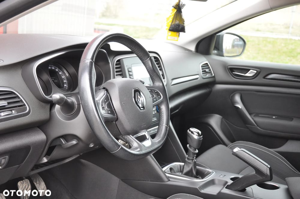 Renault Megane 1.6 SCe Life - 25