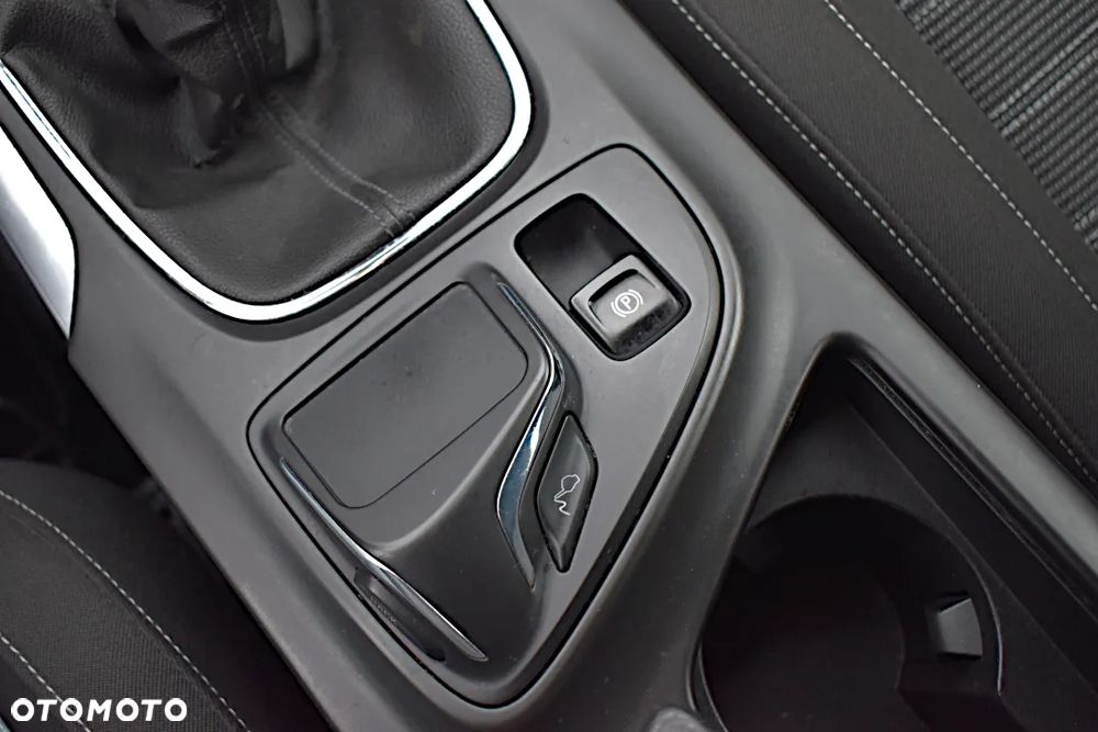 Opel Insignia 2.0 CDTI Cosmo ecoFLEX S&S - 23