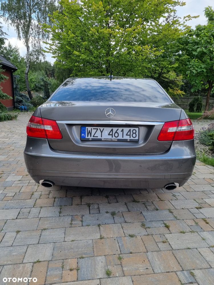 Mercedes-Benz Klasa E 350 4-Matic Elegance - 3