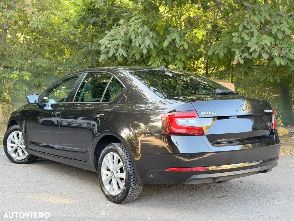 Skoda Octavia - 3