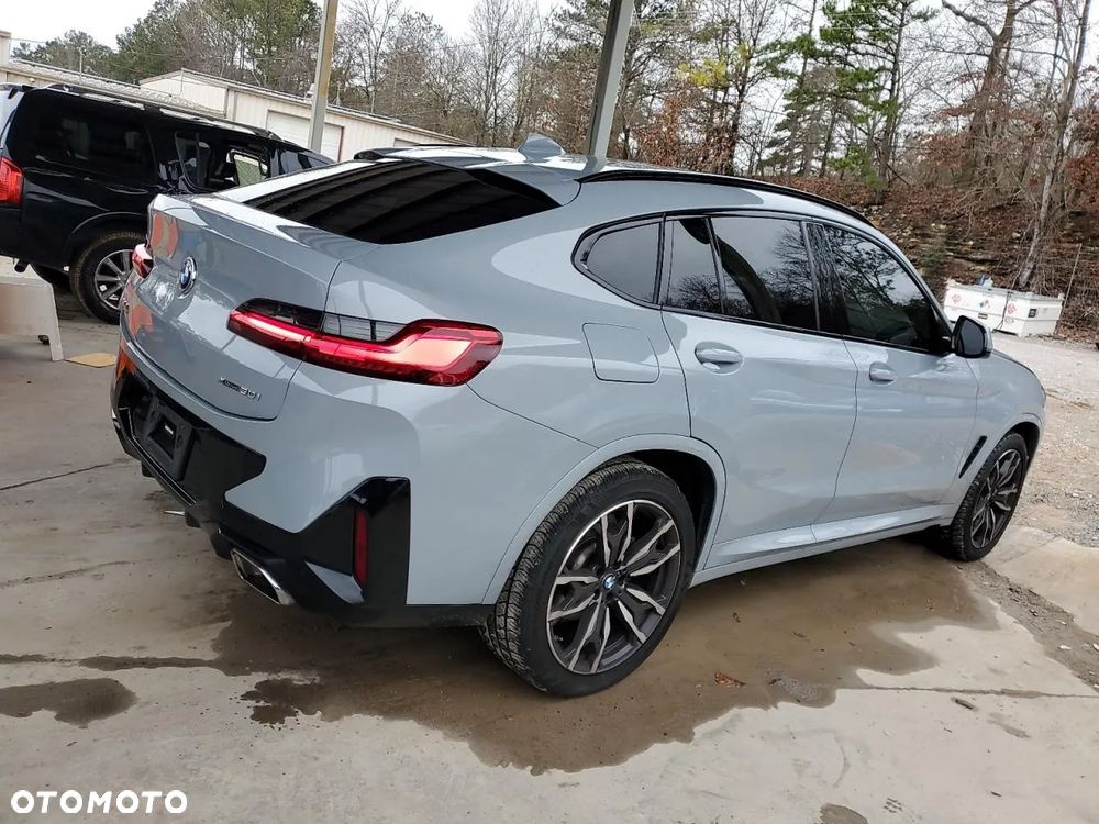 BMW X4 - 4