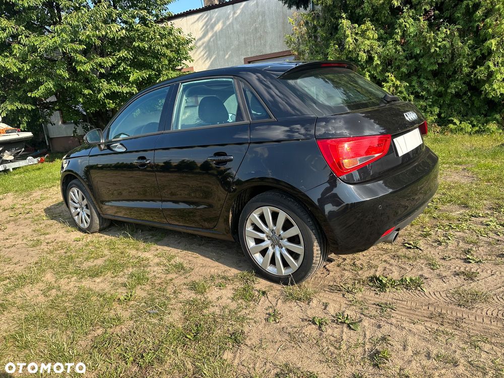 Audi A1 Sportback 1.6 TDI Attraction - 1