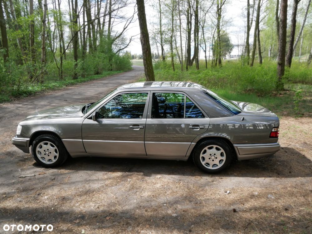 Mercedes-Benz W124 (1984-1993) - 9