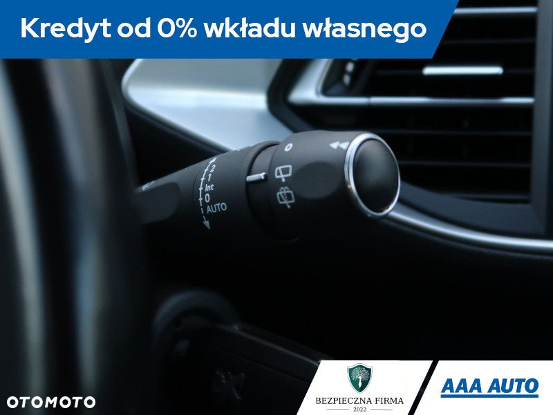 Peugeot 308 - 24