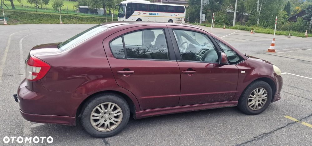 Suzuki SX4 1.6 GLX / Comfort - 5