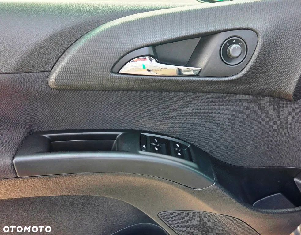 Opel Meriva 1.4 Ecoflex Innovation - 27