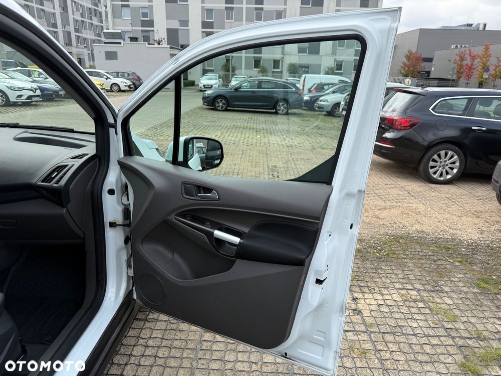 Ford Transit Connect - 13
