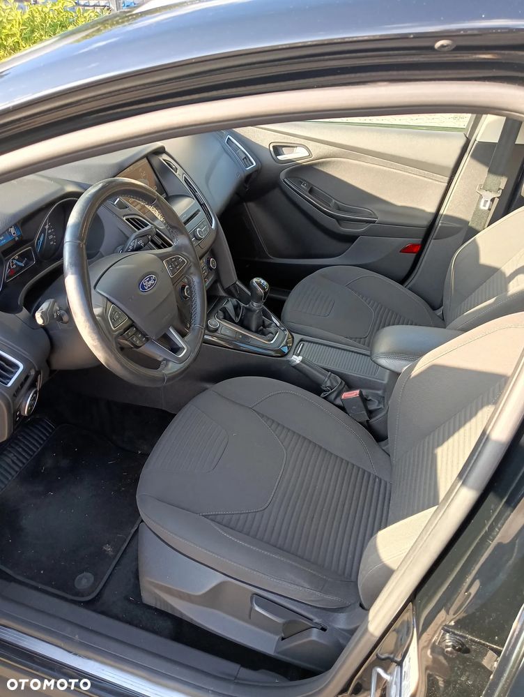 Ford Focus 1.0 EcoBoost 99g Titanium - 8