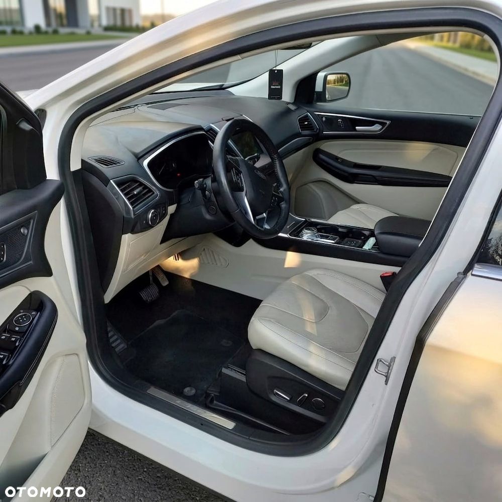 Ford Edge - 7