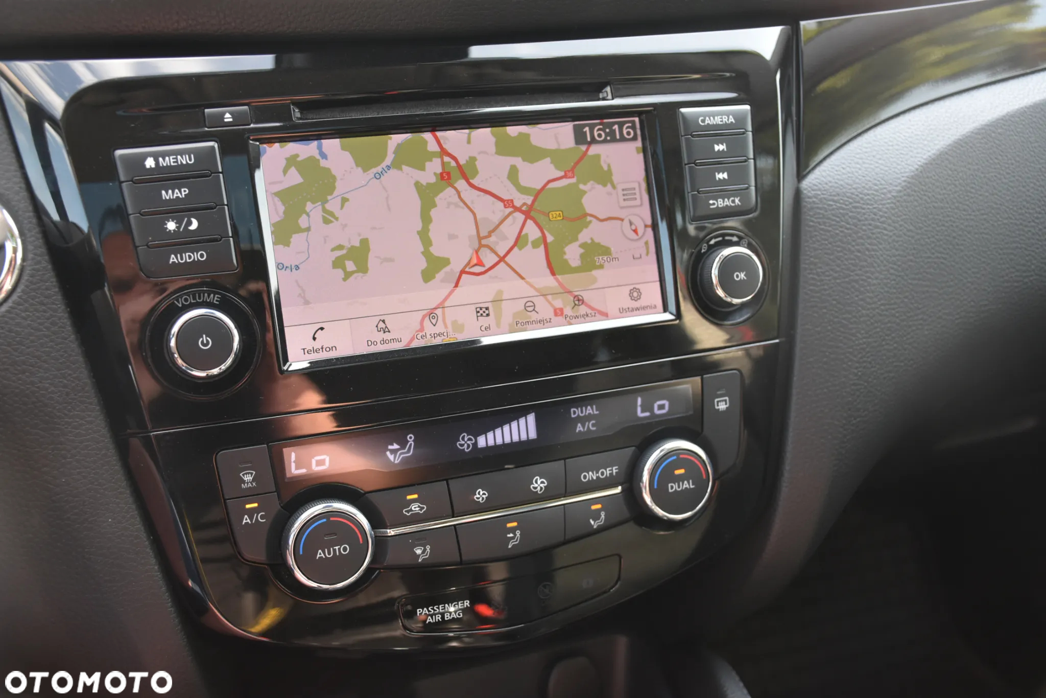 Nissan Qashqai 1.3 DIG-T N-Connecta - 16