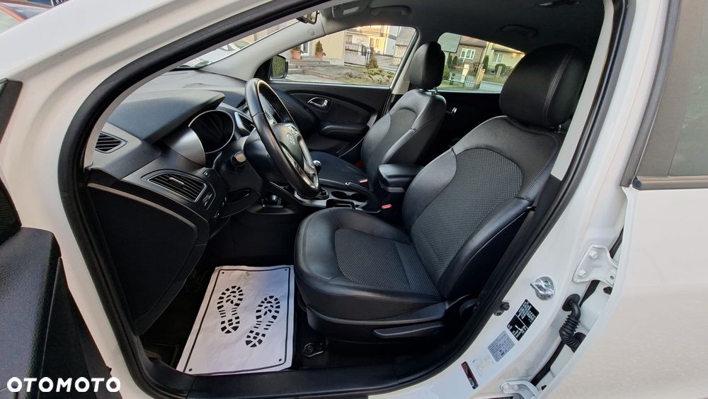 Hyundai ix35 1.6 2WD Fifa World Cup Edition - 7