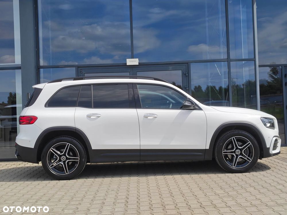 Mercedes-Benz GLB 200 AMG Line 7G-DCT - 6