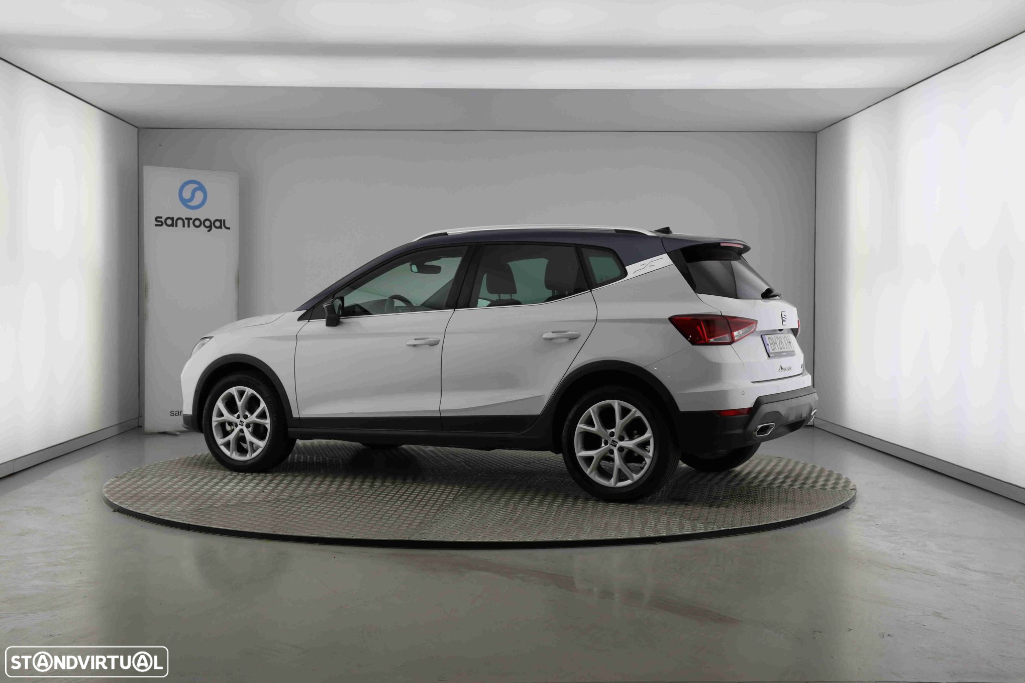SEAT Arona 1.0 TSI FR - 4
