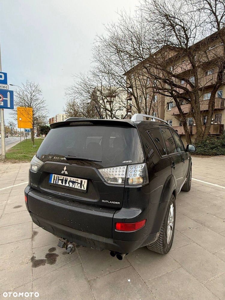 Mitsubishi Outlander 2.0 DID Intense - 6