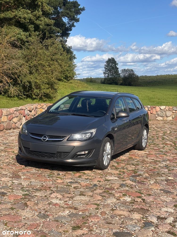 Opel Astra IV 1.4 T Sport - 1