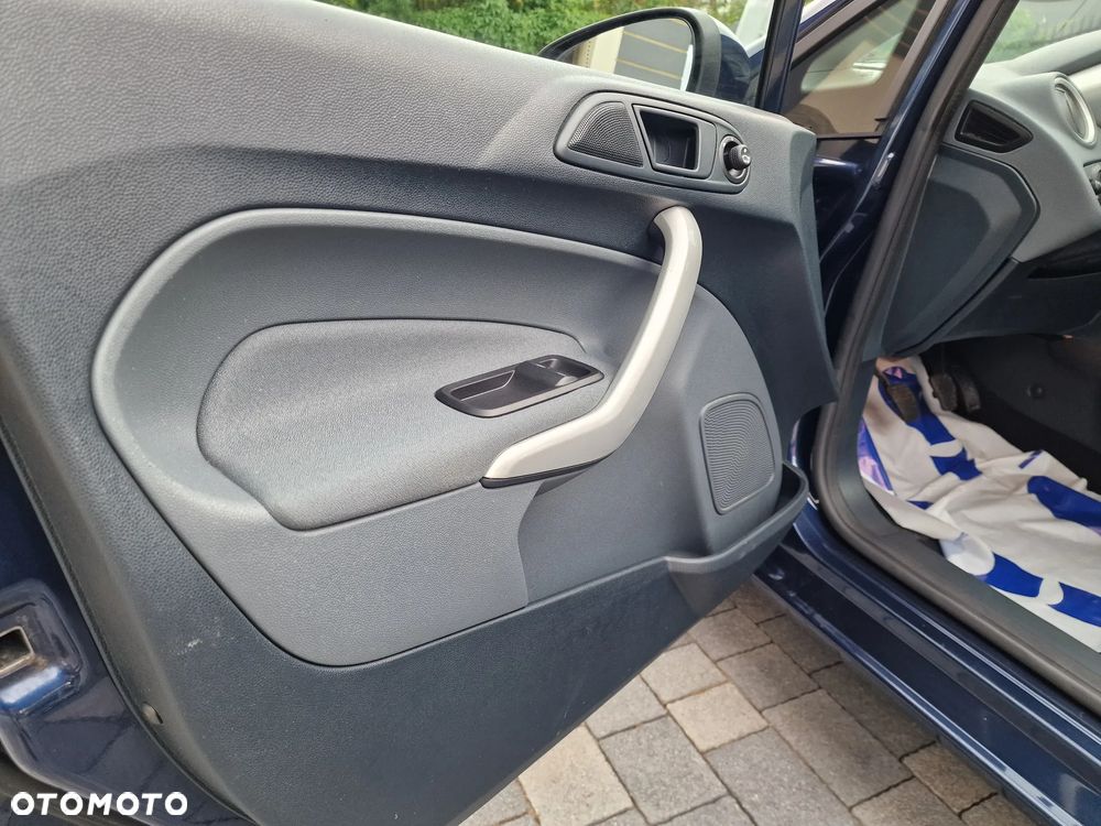 Ford Fiesta 1.25 Titanium EU5 - 18