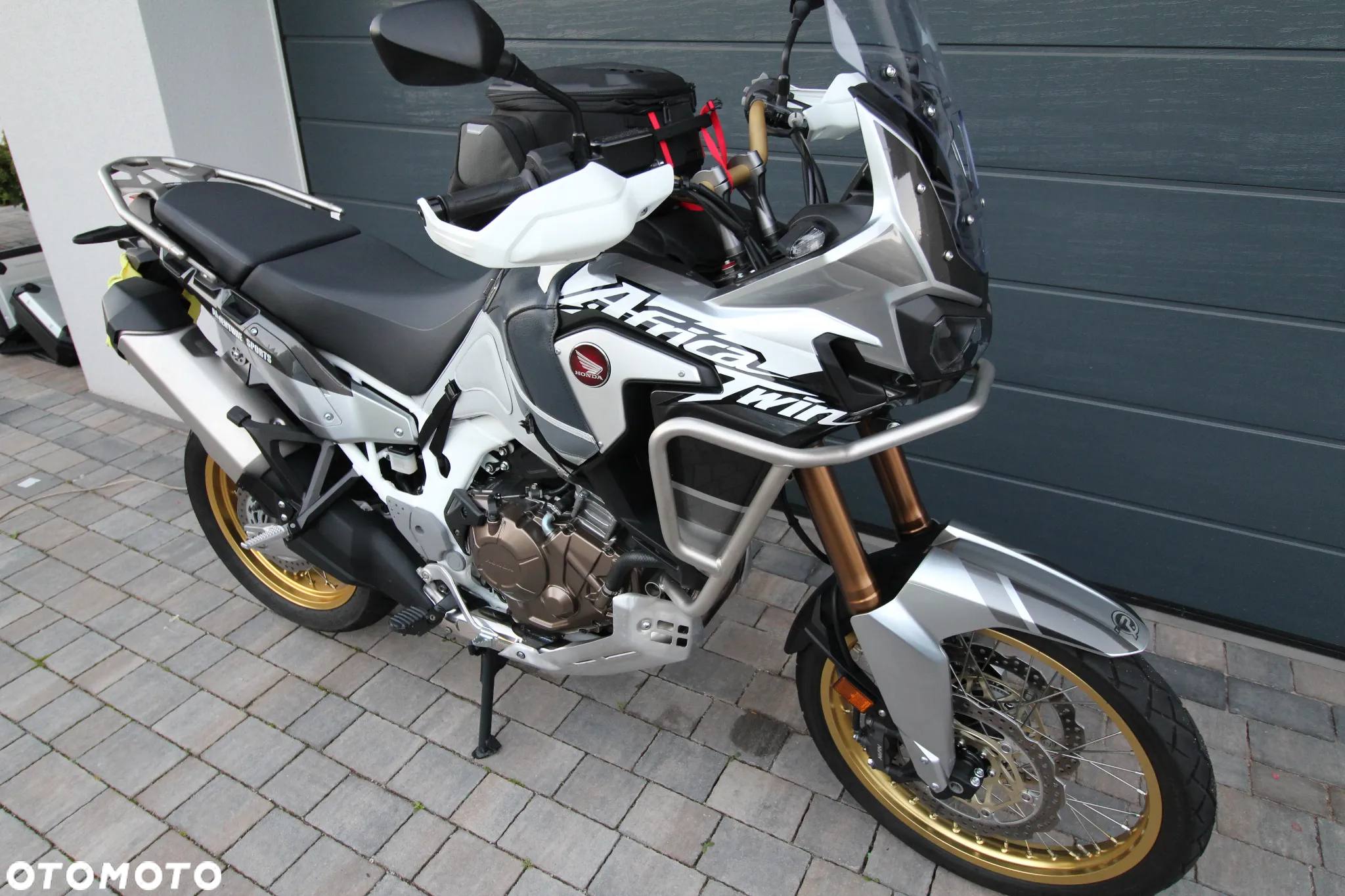 Honda CRF - 8