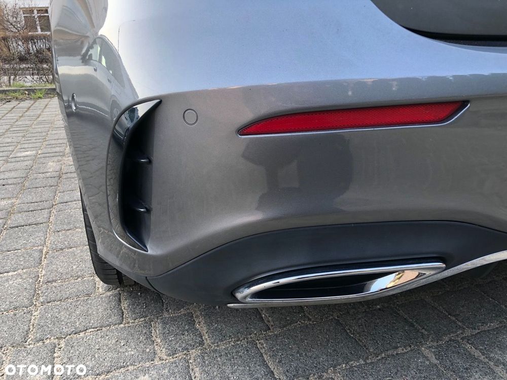 Mercedes-Benz Klasa A 180 d 7G-DCT AMG Line - 10