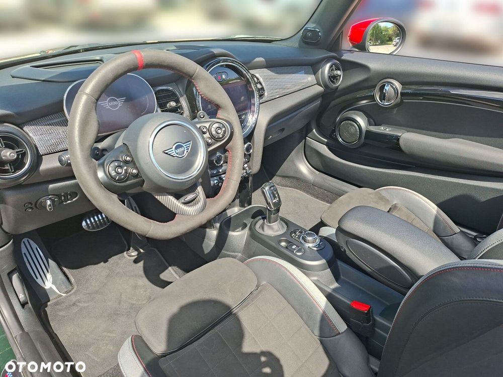 MINI John Cooper Works - 11