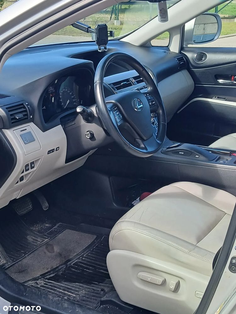 Lexus RX 450h (hybrid) - 10